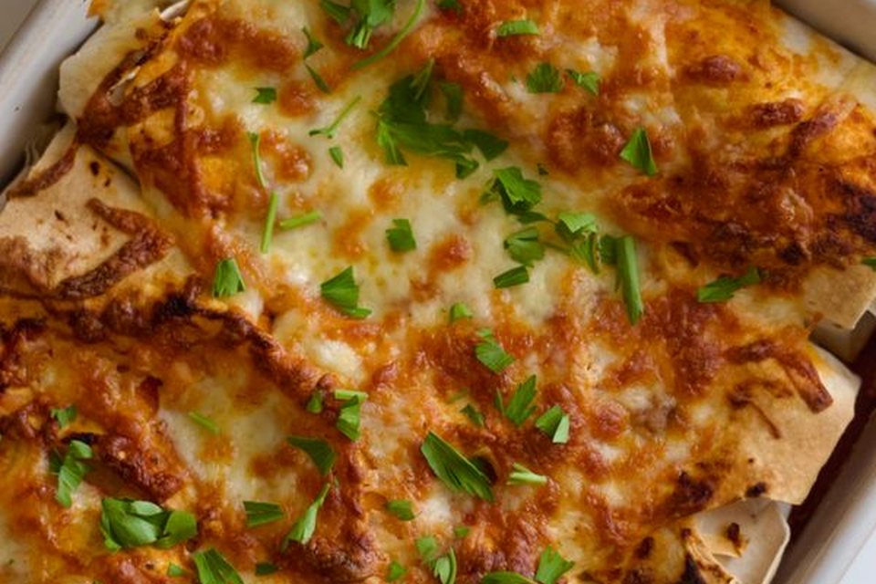 Chicken enchiladas serving suggestion